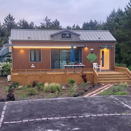 Hamdeok Pool Villa Pension Чеджудо Экстерьер фото