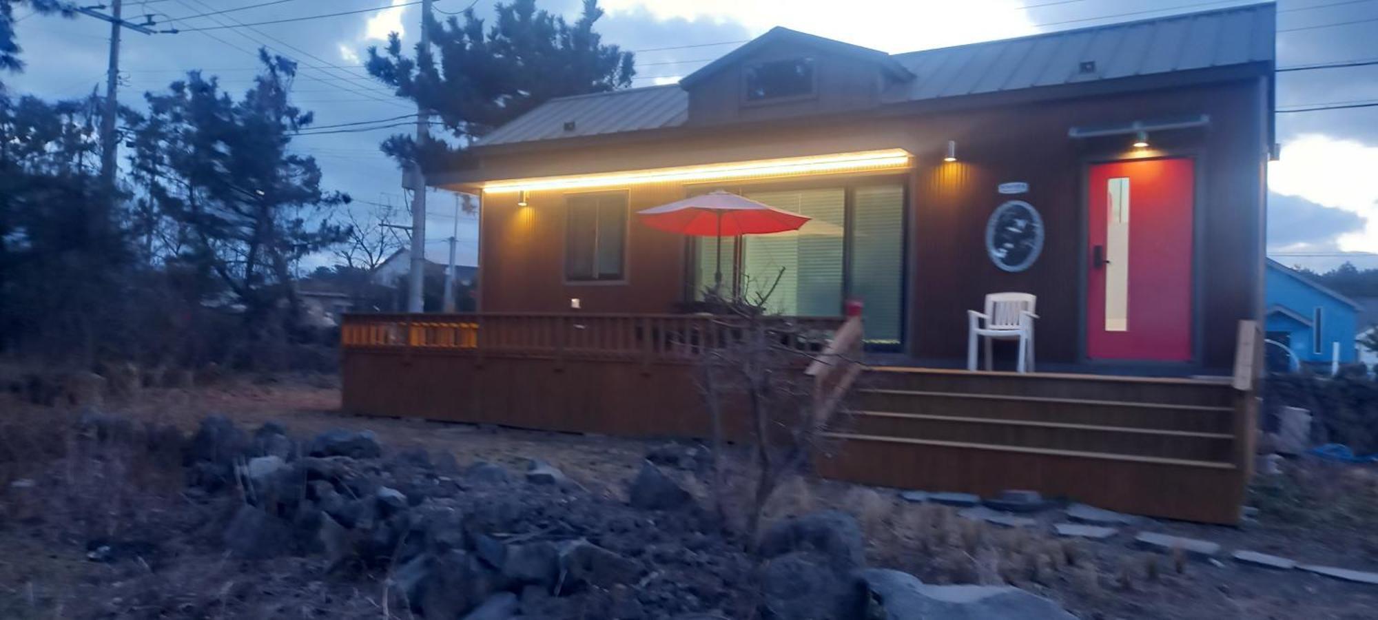 Hamdeok Pool Villa Pension Чеджудо Экстерьер фото